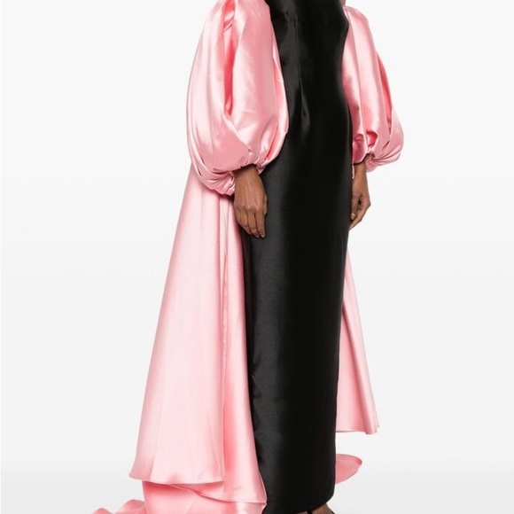 Solace London Elegant Black and Pink Strapless Gown - Picture 5 of 9